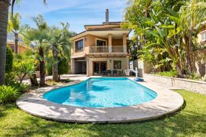 Villa En venta en Alhaurín de la Torre photo 0