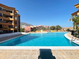 Piso En venta en Calle Doña María De Las Mercedes. 29640, Fuengirola (málaga)los Pacos, Fuengirola photo 0