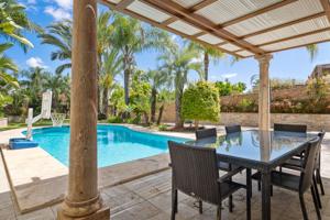 Villa En venta en Alhaurín de la Torre photo 0