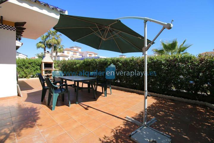 Villa En alquiler en Vera photo 0