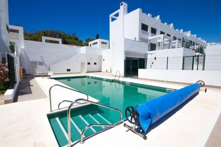 Dúplex En alquiler en Calle Romeral Alto. 29780, Nerja (málaga), Nerja photo 0
