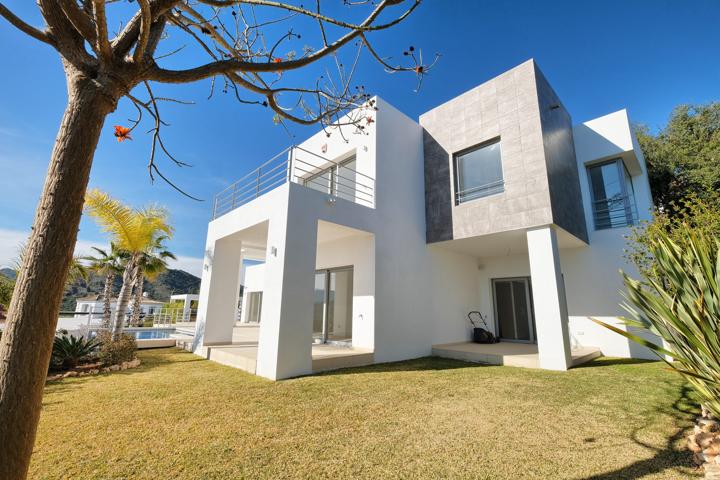 Villa En venta en Benahavís photo 0