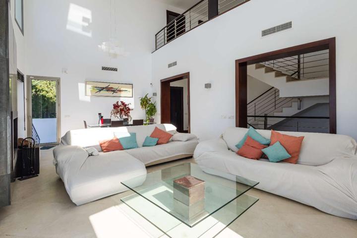 Multifamiliar En venta en Avenida De San Antón. Pinares De San Antón, Málaga, Pinares De San Antón, Málaga photo 0