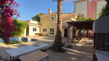 Multifamiliar En venta en Calle Del Vespre. Bonalba-Cotoveta, Mutxamel (alicante), Mutxamel photo 0