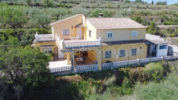 Villa En venta en D Alt. 46869, Benissoda (valencia), Benissoda photo 0