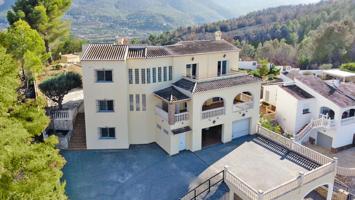 Villa En venta en Vilallonga-Villalonga photo 0