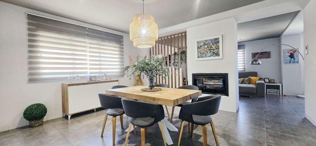 Casa En venta en Vilallonga-Villalonga photo 0