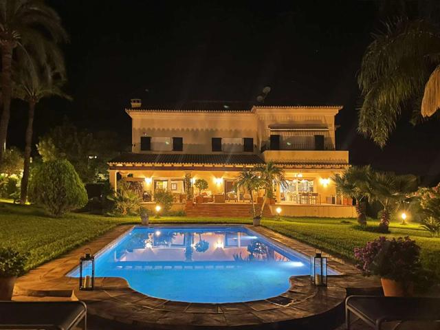Villa En venta en Gandia photo 0
