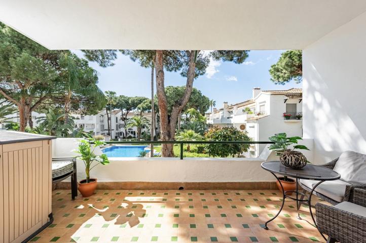 Piso En venta en Estepona photo 0