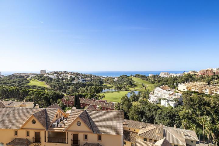 Piso En venta en Benalmádena photo 0