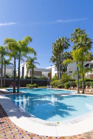 Piso En venta en Marbella photo 0