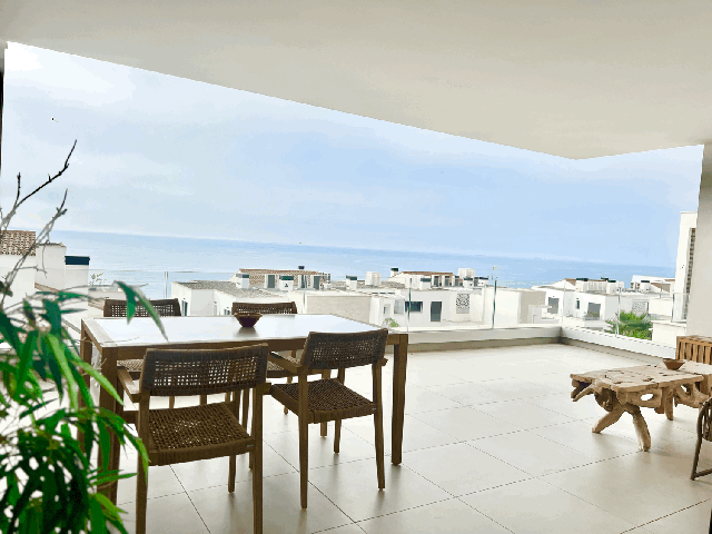 Piso En venta en Avda Del Golf, S-n. La Alcaidesa (cádiz), La Alcaidesa photo 0