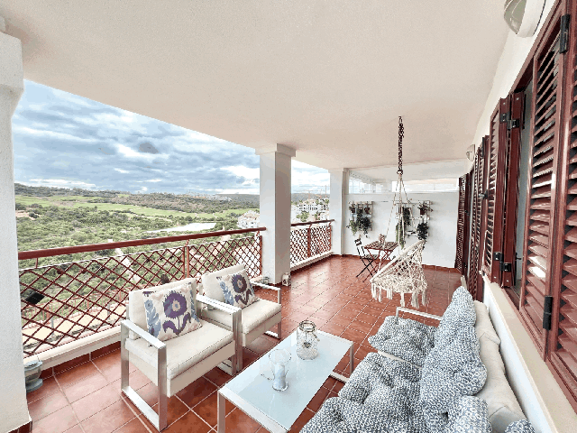 Piso En venta en Avenida Del Golf. 11310, La Alcaidesa (cádiz), La Alcaidesa photo 0