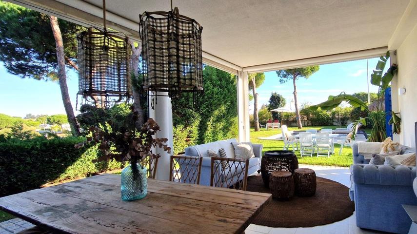 Villa En venta en Cartaya photo 0