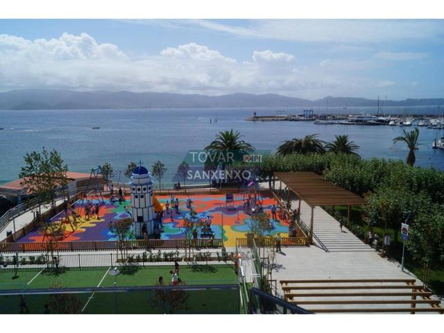 Piso en venta en Sanxenxo photo 0
