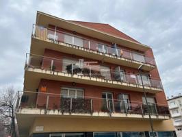 OPORTUNIDAD EN EXCLUSIVA piso en Girona photo 0