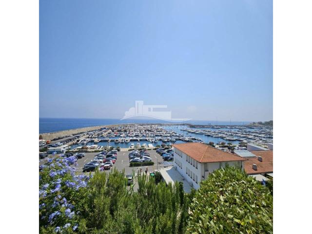 Vivir suspendido sobre el Mediterráneo: una joya irrepetible en la Marina de Palamós photo 0