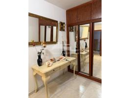 🏡 Amplio y luminoso piso con preciosas vistas a la ciudad, en Girona con ascensor y a un paso de la estación photo 0