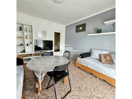 Luminoso piso de 3 habitaciones con fachada rehabilitada y aislada – Zona Hospital de Palamós 🔹 Descripción Idealista S photo 0