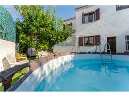 Casa adosada en venta en Creixell photo 0