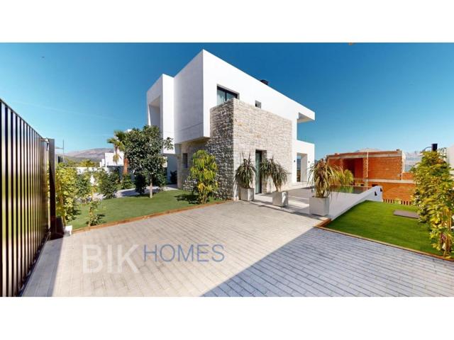 Villa En venta en Polop photo 0