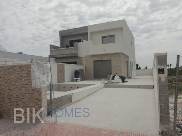 Villa En venta en Daya Nueva photo 0