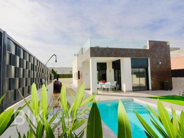 Villa En venta en El Pinós - Pinoso photo 0