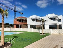 Villa En venta en Pilar De La Horadada photo 0