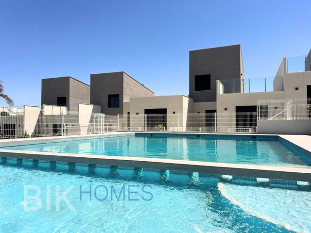 Casa En venta en Murcia photo 0