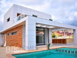 Villa En venta en Finestrat photo 0