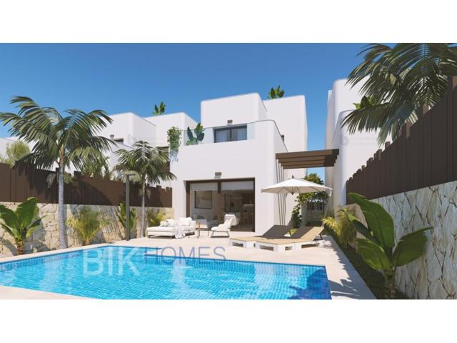 Villa En venta en Pilar De La Horadada photo 0