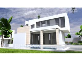 Villa En venta en Torrevieja photo 0