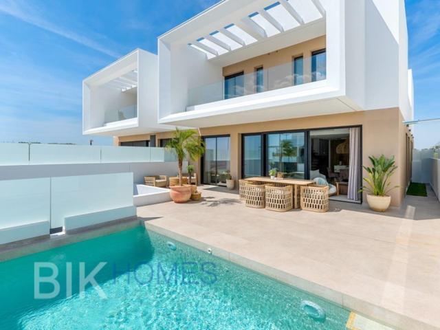 Villa En venta en Dolores photo 0