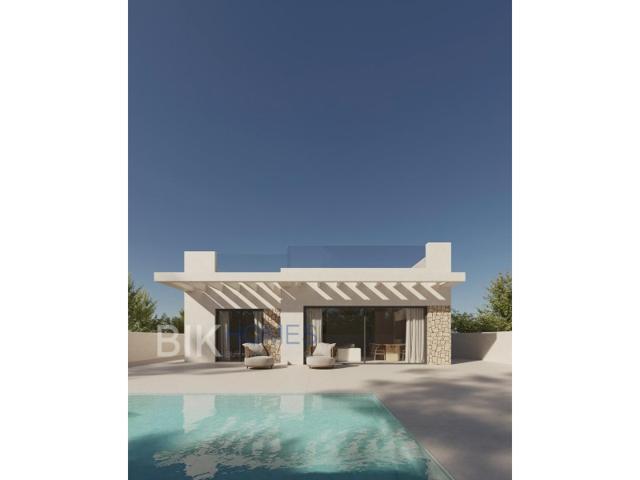 Villa En venta en Polop photo 0