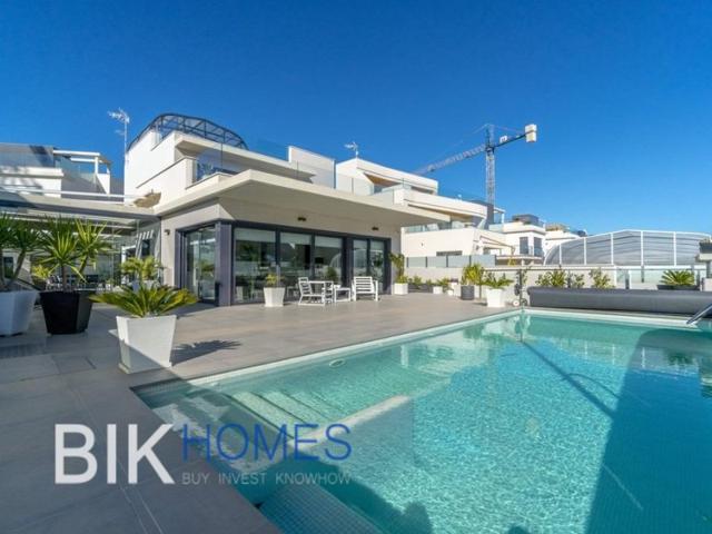 Villa En venta en Orihuela photo 0