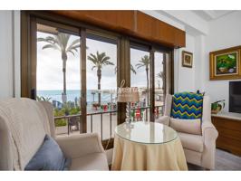 Apartamento en primera línea de playa en el centro de Torrevieja photo 0