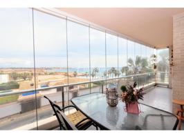 Impresionantes vistas frontales al mar desde gran terraza photo 0
