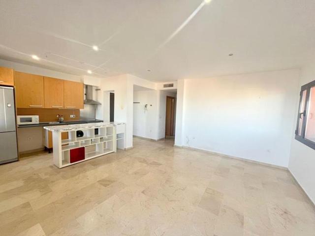 GRAN OCASIÓN: PISO DE 2 DORMITORIO EN EL PUERTO DE ESTEPONA... photo 0