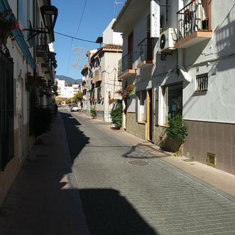 OPORTUNIDAD PARA INVERSORES EN PLENO CENTRO DE ESTEPONA... photo 0