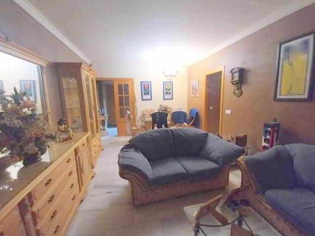 ESPECTACULAR PISO EN VENTA EN ESTEPONA. photo 0