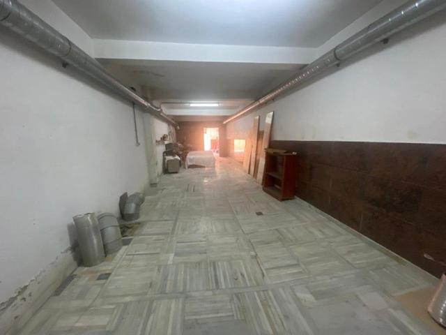 LOCAL COMERCIAL EN MIRAFLORES CON POSIBILIDAD DE CONVERTIR A VIVIENDA photo 0