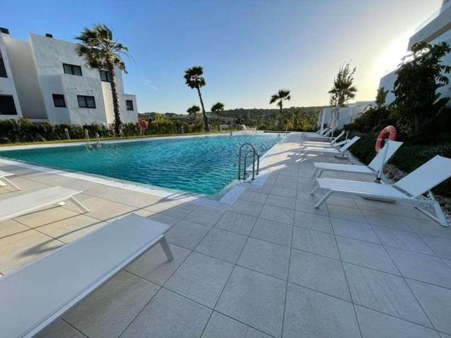 ESPECTACULAR ÁTICO CON VISTAS AL MAR EN ESTEPONA, ¡NO SE LO PIERDA! photo 0