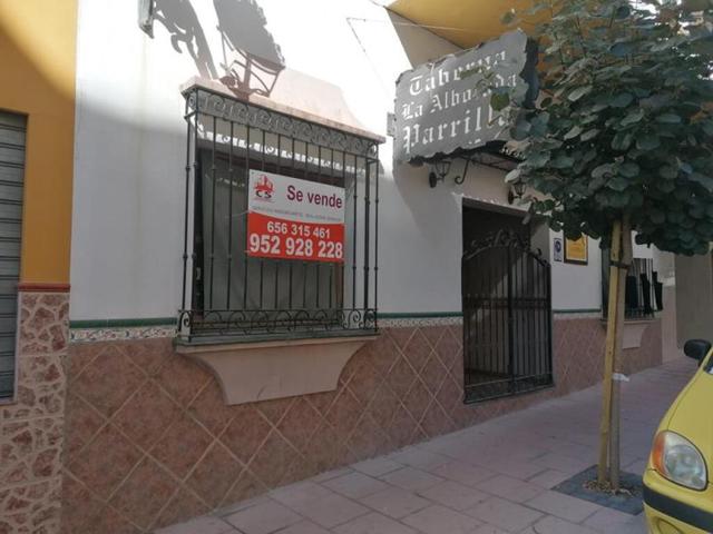 MARAVILLOSA TABERNA CON UN ESTILO ANDALUZ, ACOGEDORA Y AMPLIA photo 0