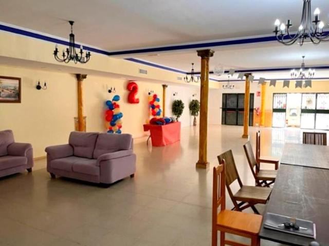 NAVE INSDUSTRIAL EN PERFECTAS CONDICIONES EN EL POLÍGONO DE ESTEPONA photo 0