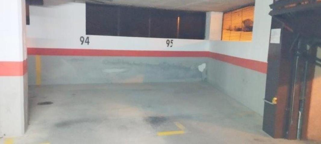 SE VENDEN DOS PLAZAS DE GARAJE EN SABINILLAS CENTRO photo 0