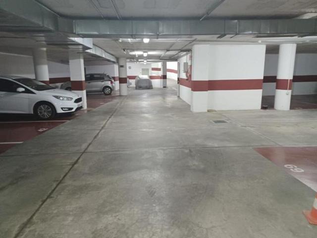 SI BUSCA PLAZA DE GARAJE, ¡TENEMOS DISPONIBLES VARIAS A MUY BUEN PRECIO! photo 0
