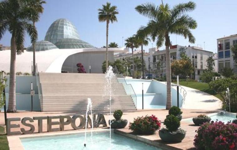 SE VENDE LOCAL EN PRIMERA LÍNEA, FRENTE AL ORQUIDARIO photo 0