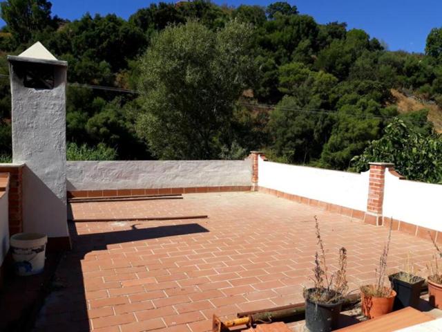 ¡OPORTUNIDAD! PARCELA RÚSTICA A 10 MINUTOS DEL PUEBLO DE ESTEPONA photo 0