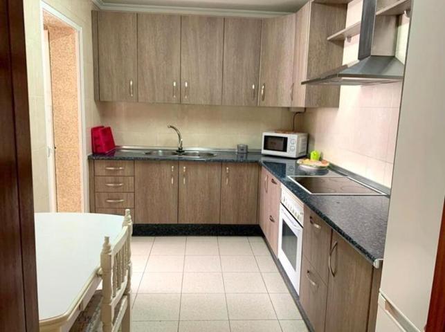 ¡¡PISO EXCLUSIVO PARA ESTUDIANTES, ZONA CORTIJO ALTO, 3 DORMITORIOS!! photo 0