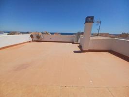 ESPECTACULAR ÁTICO CON SOLARIUM Y TERRAZA, ¡BUENA UBICACIÓN! photo 0